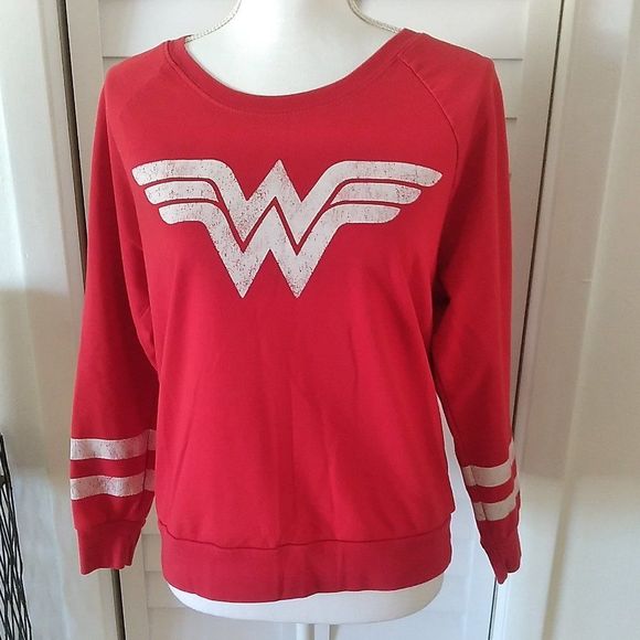 DC Comics Other - Girls DC Comics Wonder Woman sweatshirt. Sz. L 11/13